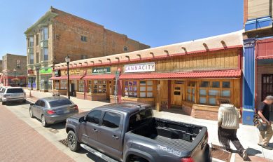 Multi-Tenant Investment Property or Owner/User